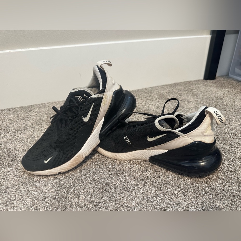 Women’s Nike Air Max 270